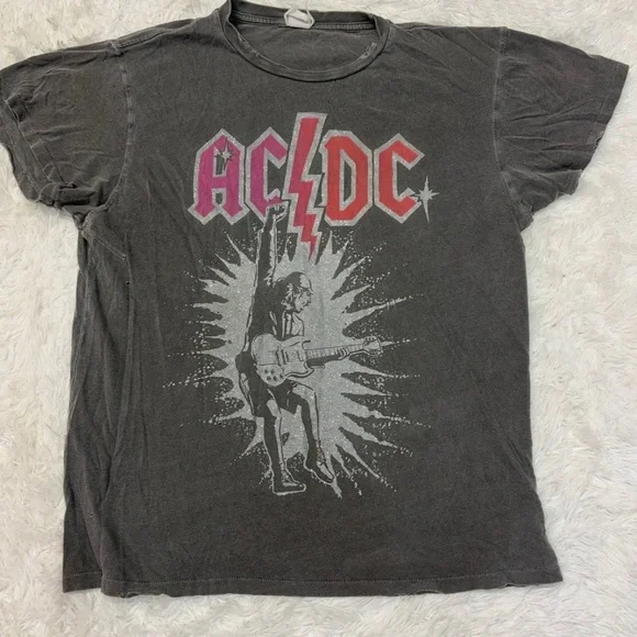 MADEWORN AC/DC Graphic T-Shirt - Picture 2 of 6
